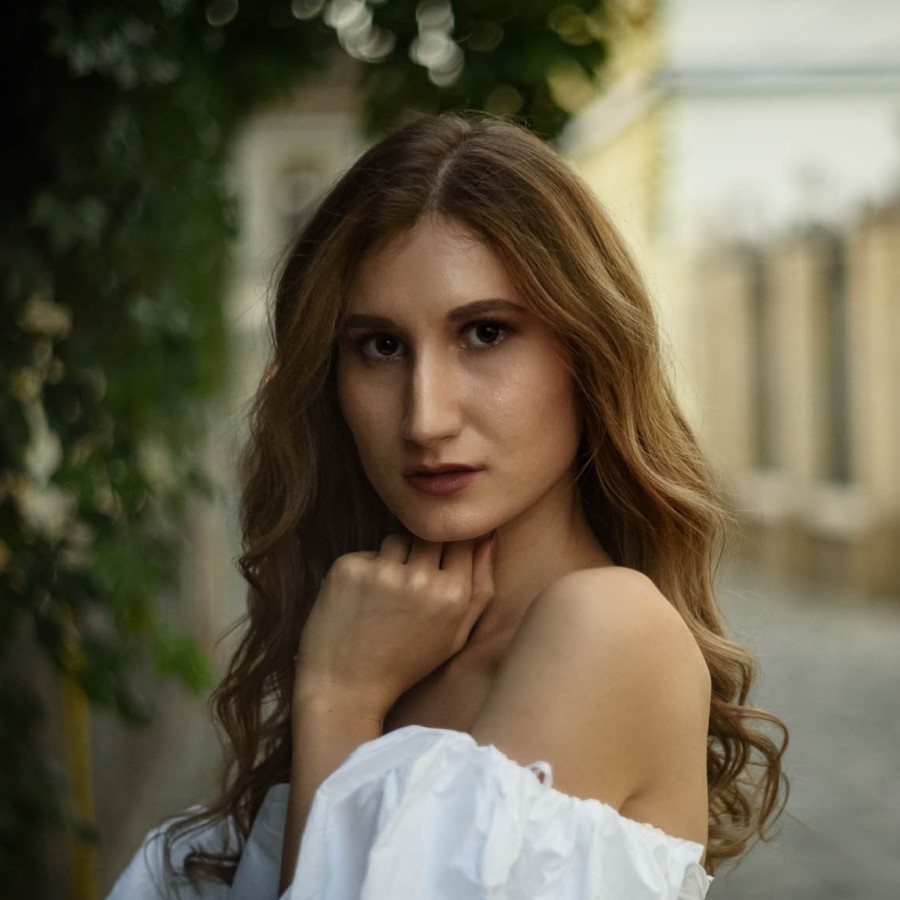 Erzsebet E.